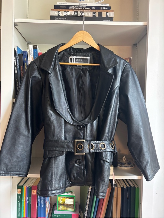 Jackets & Blazers - Vintage Leather Jacket - women’s open collar